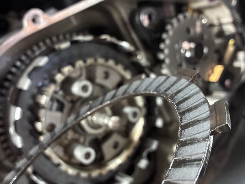 ZX-4R クラッチ修理